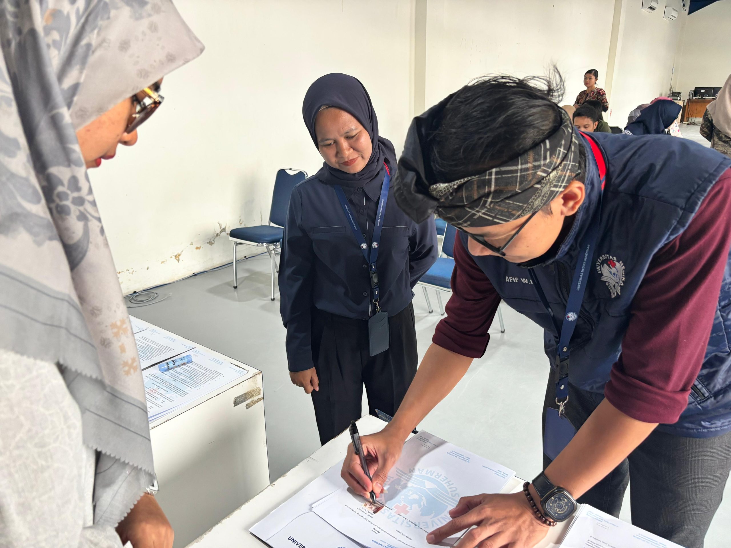 03. Berita Penetapan penerima hibah dan TTD Kontrak